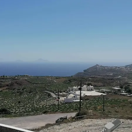 Aiolos לינה וארוחת בוקר Akrotírion
