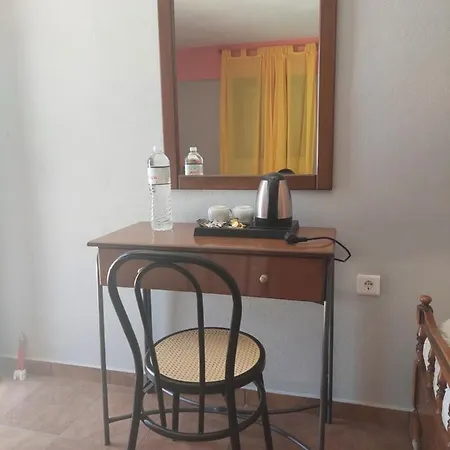 Aiolos Bed & Breakfast